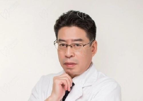 徐威強